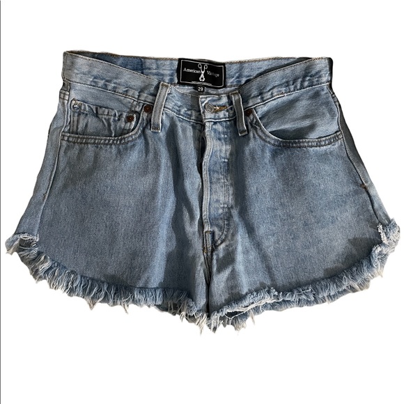 Levi’s cutoff jeans - Picture 3 of 7